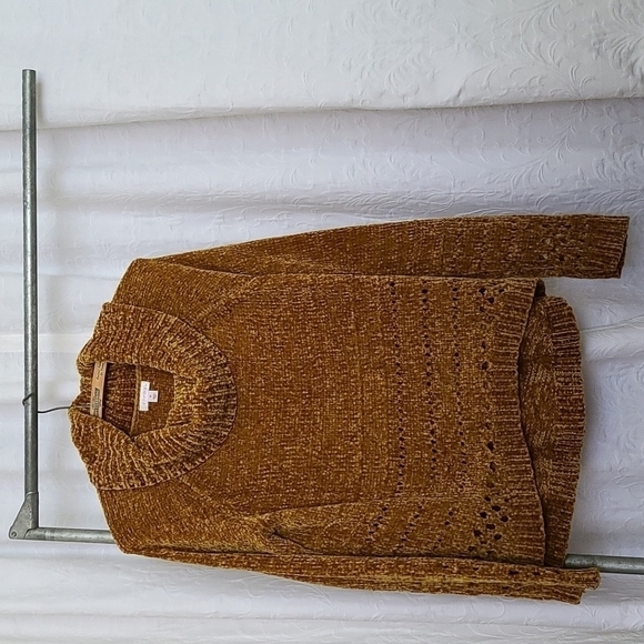 𝅺CHANTILLY deep mustard fall Sweater size med - Picture 1 of 6